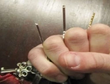 Αυτά είναι τα δέκα καθημερινά οικιακά είδη που μπορούν να σας σώσουν τη ζωή σε περίπτωση κινδύνου ή καταστροφής (βίντεο)